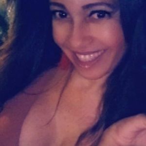 Meet your Posher, Yasmina